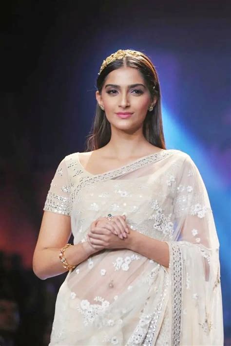 sonam kapoor ka sexy video|Sonam Kapoor photos: 50 rare HD photos of Sonam。